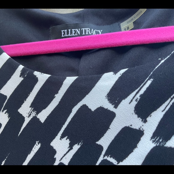 Classy and elegant Ellen Tracy dress in size 12. - Picture 2 of 5